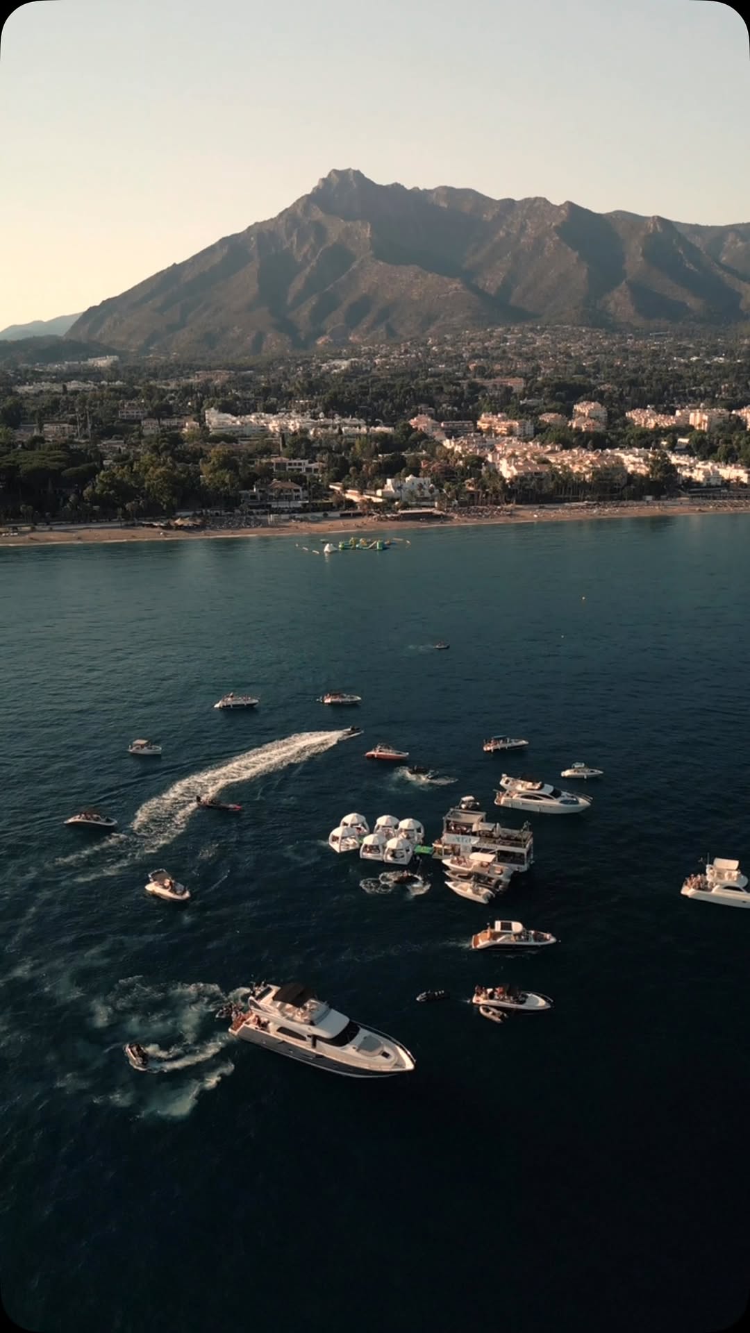 Yacht Party like no other
